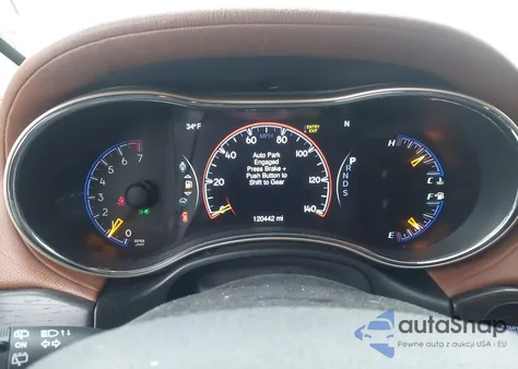 2015 Jeep Grand Cherokee Summit z USA, uszkodzony, nr VIN 1C4RJFJG4FC653411